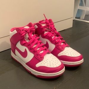 Nike Dunk size woman US 7 / EUR 38